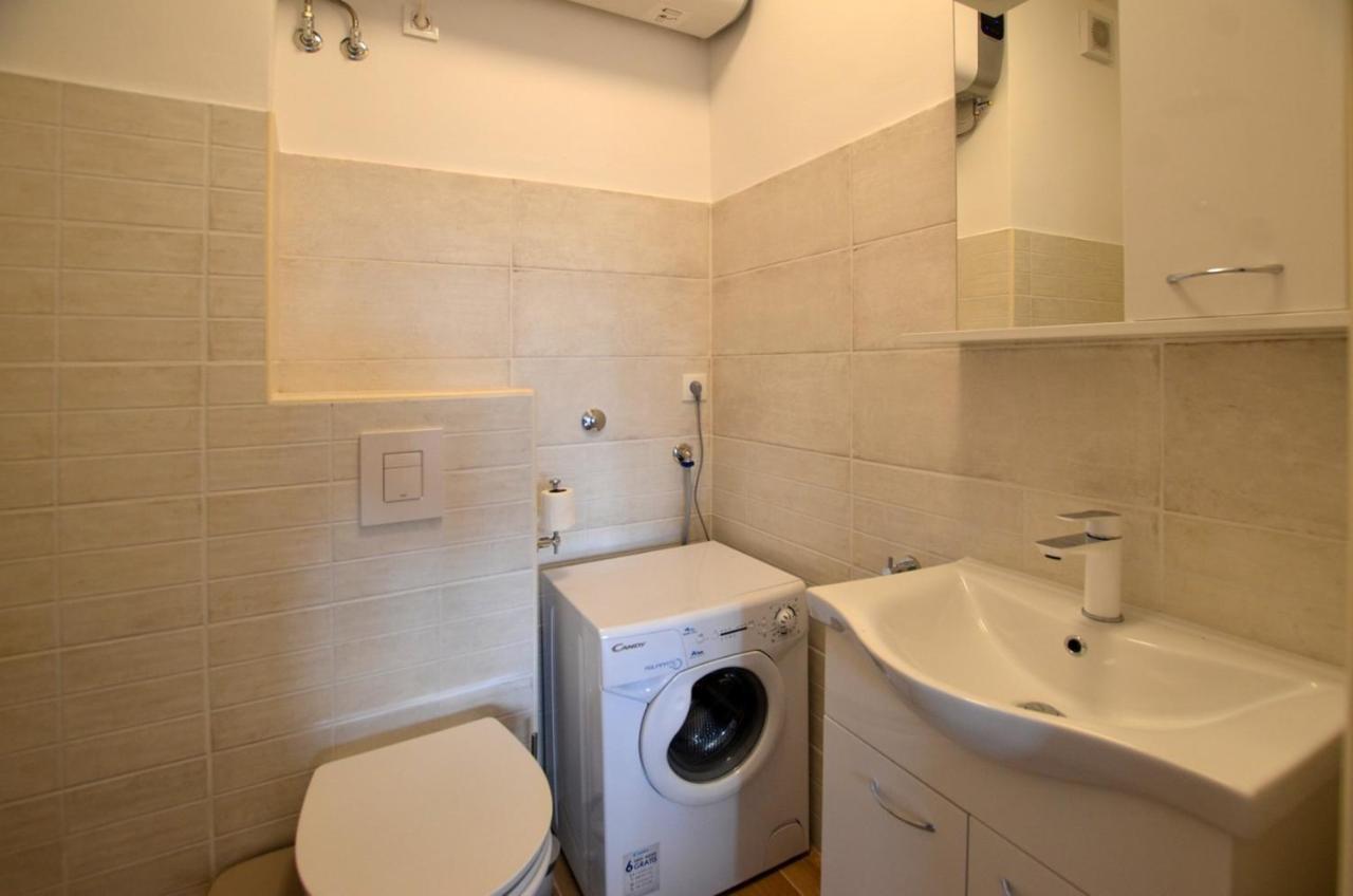 Sarah Apartment Rovinj Bagian luar foto